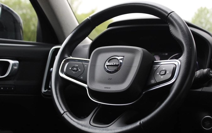 Volvo XC 40 cena 131999 przebieg: 98300, rok produkcji 2021 z Wieliczka małe 137
